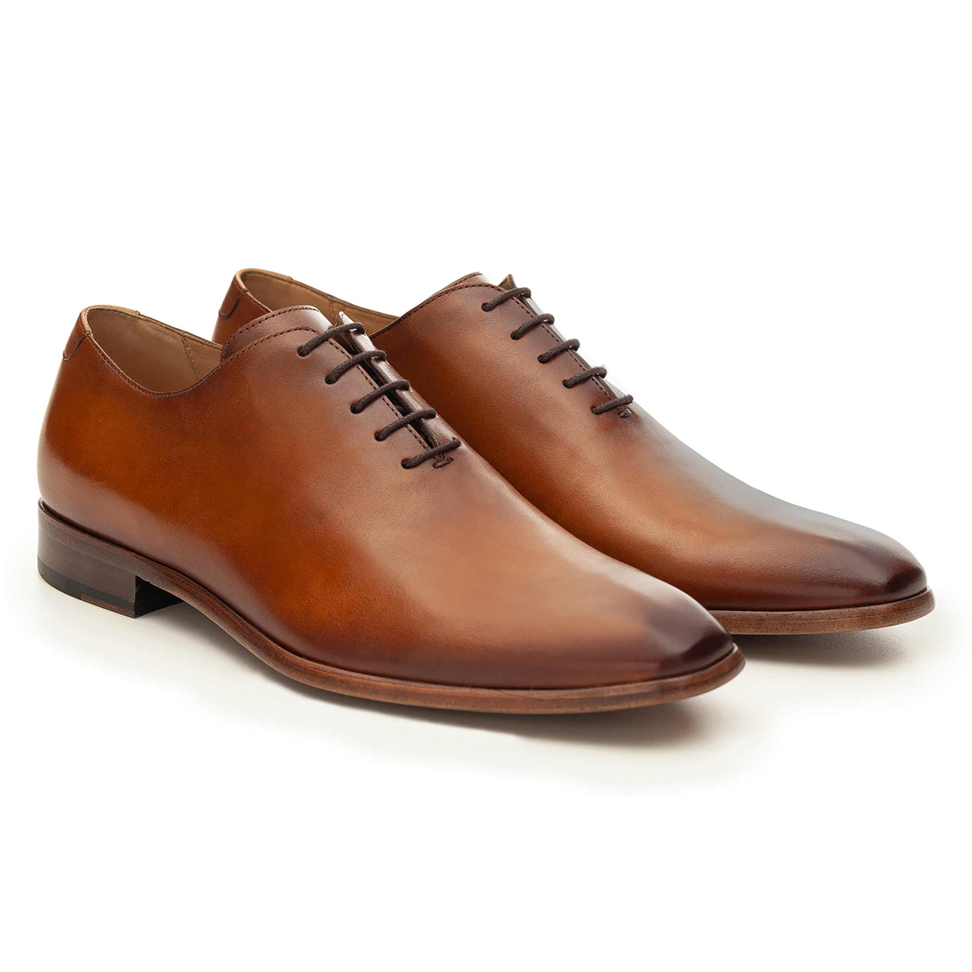 Ellio Lace Up